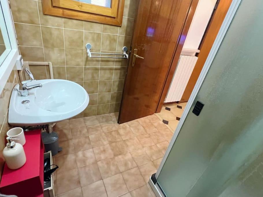 Business And Family House Con 3 Da Letto Leilighet